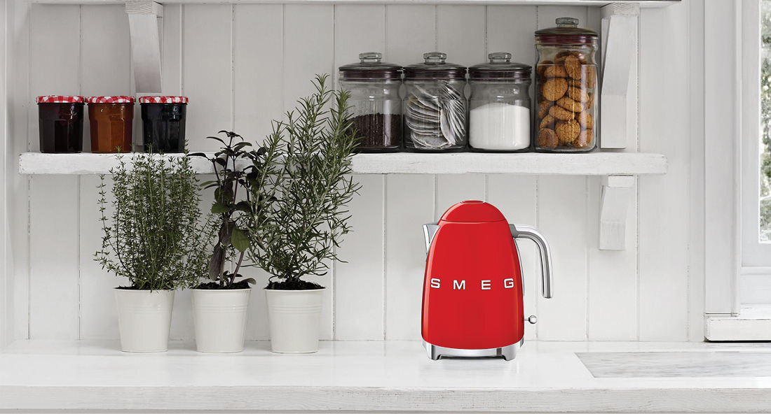 Чайник SMEG KLF03RDEU Red