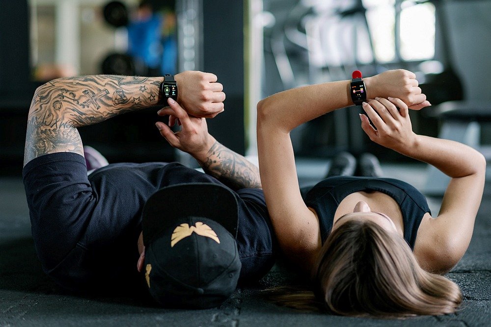 Smartwatch GARETT Sport 22 trening ćwiczenia kalorie program ćwiczeń krokomierz 