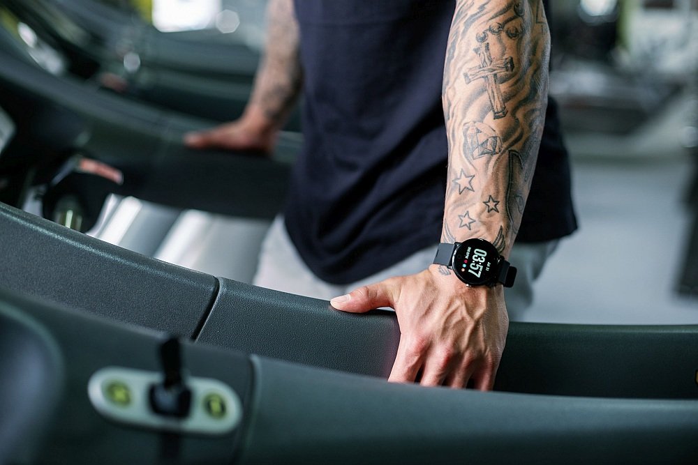 Smartwatch GARETT Sport 24 odpornosc wodoszczelność obudowa koperta wodoodporność pył kurz certyfikat ip67