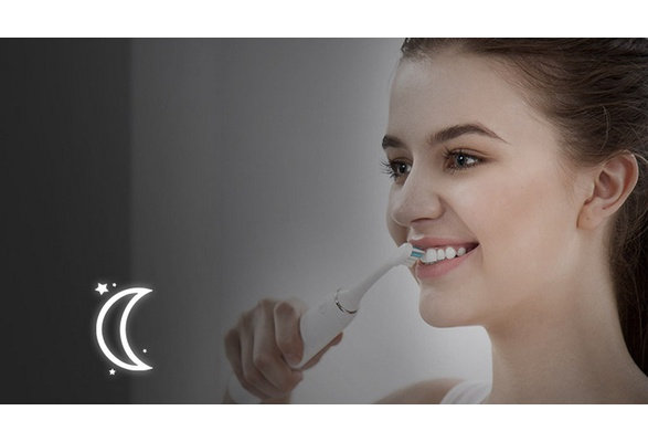 Szczoteczka soniczna Professional Biały