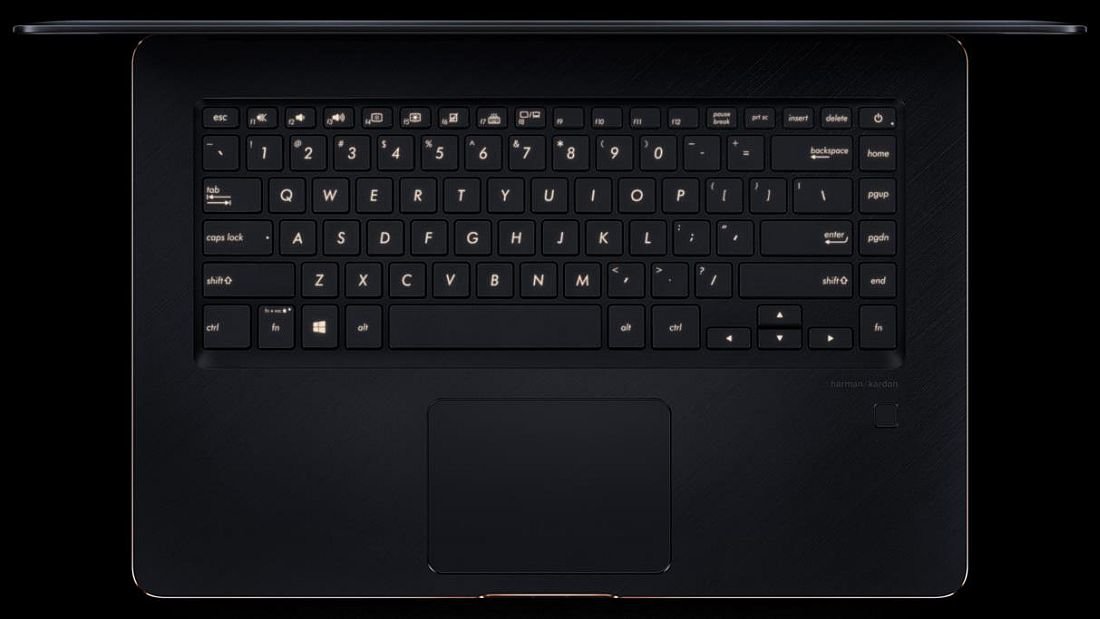 Laptop ASUS ZenBook Pro UX550GE - klawiatura