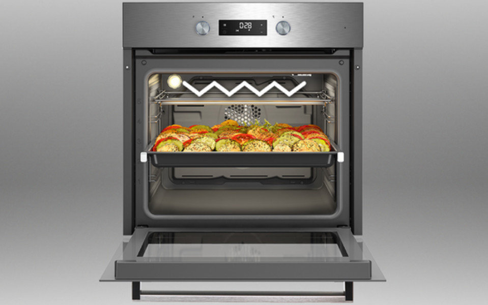 Piekarnik BEKO BIR24303BCS - Funkcja Grill