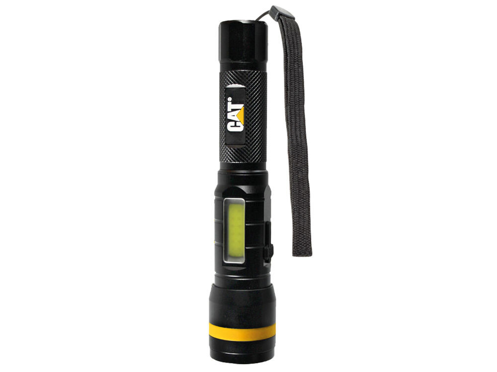 Latarka CATERPILLAR CT6215, Ładowanie, usb, port, powerbank, zasilanie, Latarka stoi pionowo, kierunkiem szkła do ziemi na białym tle