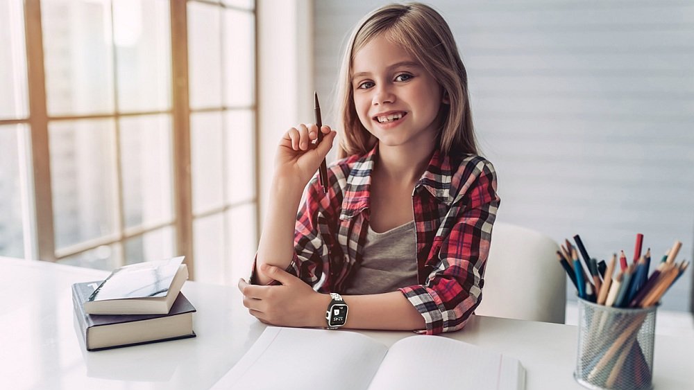 Smartwatch MOTUS Watchy pasek