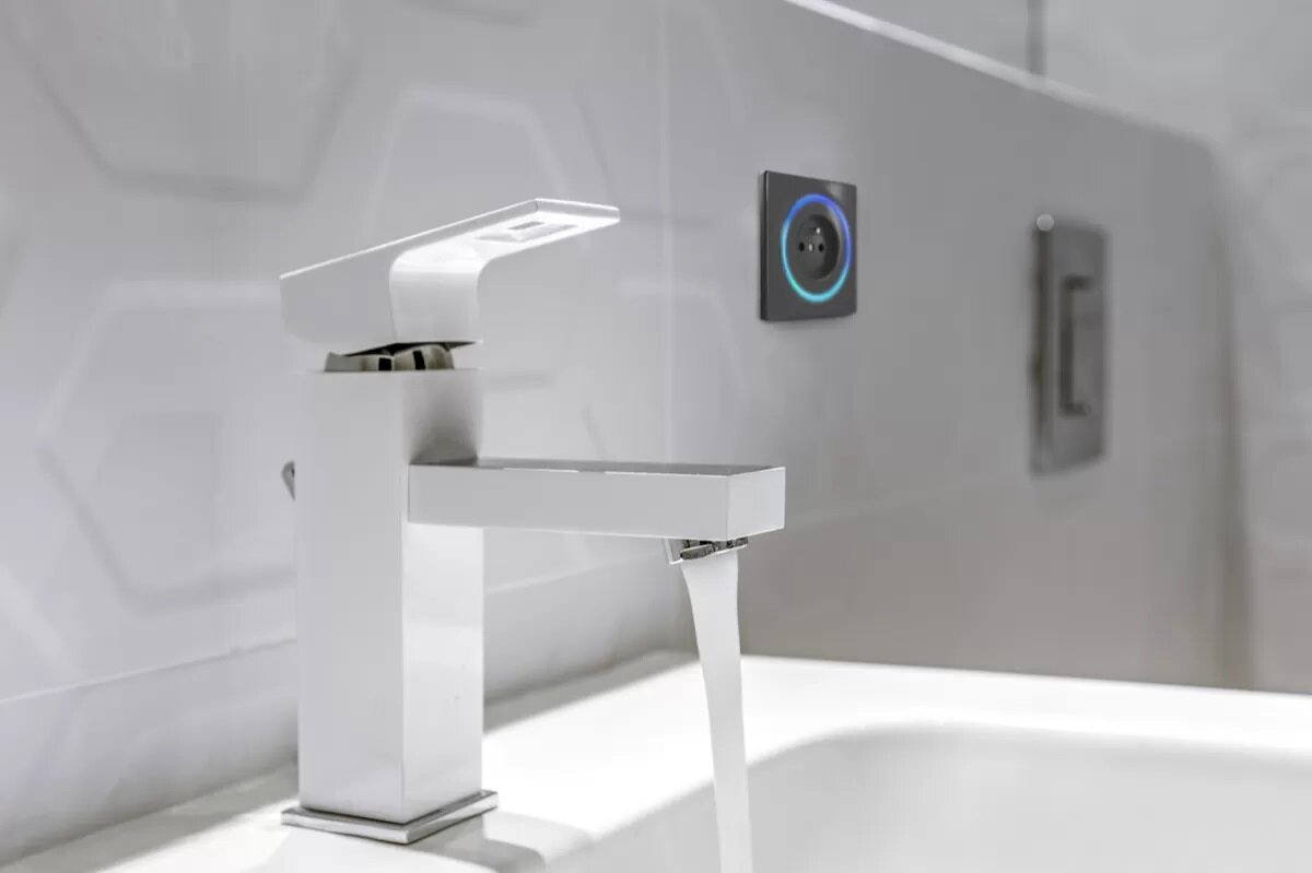 Gniazdko FIBARO Walli Outlet FGWOE Aplikacja mobilna zużycie energii własne harmonogramy