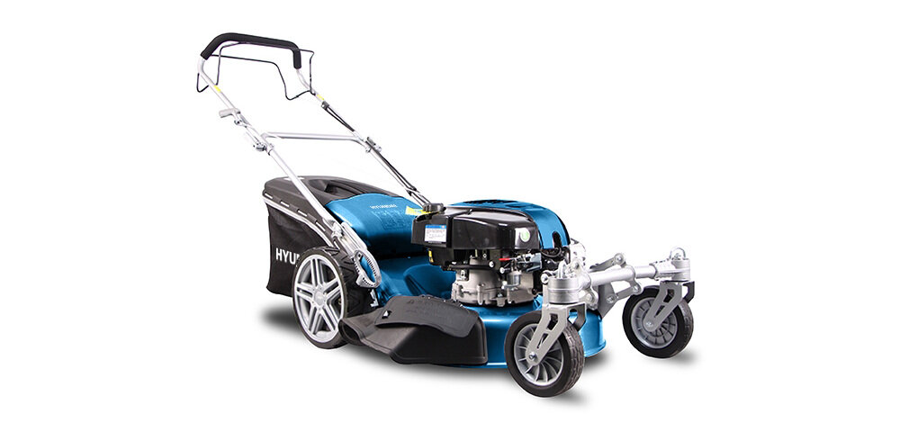 Kosiarka spalinowa HYUNDAI HTDT562BSRP Briggs & Stratton 750EX z napędem niezawodna efektywne działanie intuicyjna obsługa napęd obrotowe przednie koła silnik 4-suwowy marko Briggs&Stratton 750EX pojemność 161 cm3 moc 4,2 KM