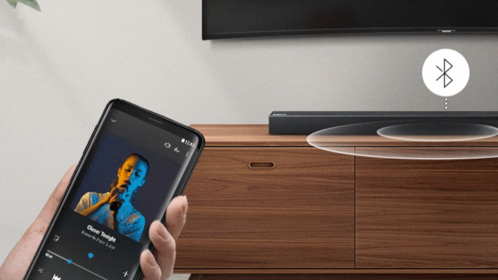 Soundbar SAMSUNG HW-R550  - streaming muzyki