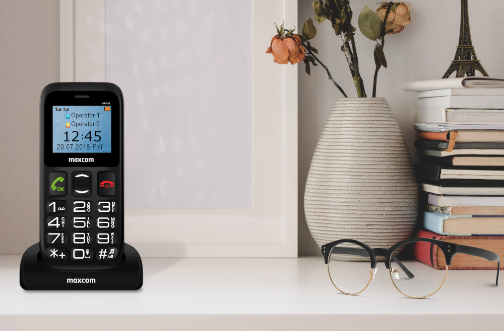 Telefon MAXCOM MM426 bezpieczeństwo obsługa elegancki wydajność funkcja głośnomówiąca