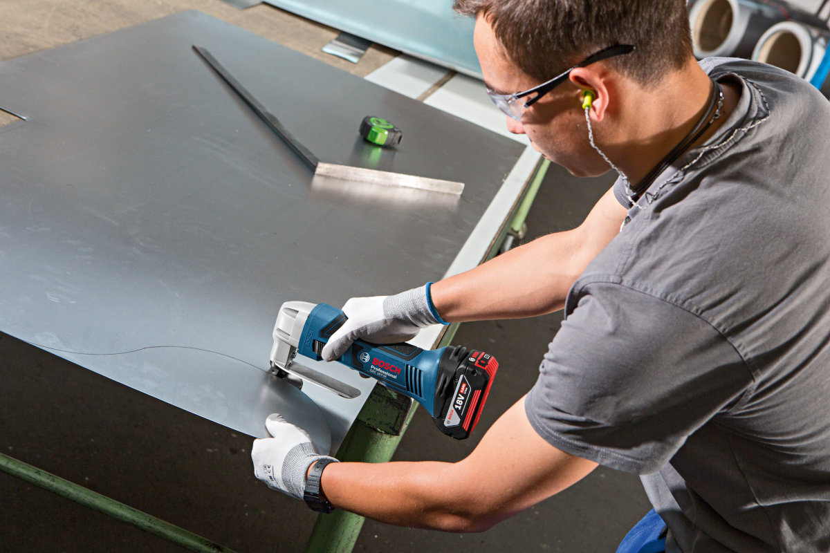 NOŻYCE BOSCH GSC 18V-16 efektywność uniwersalność