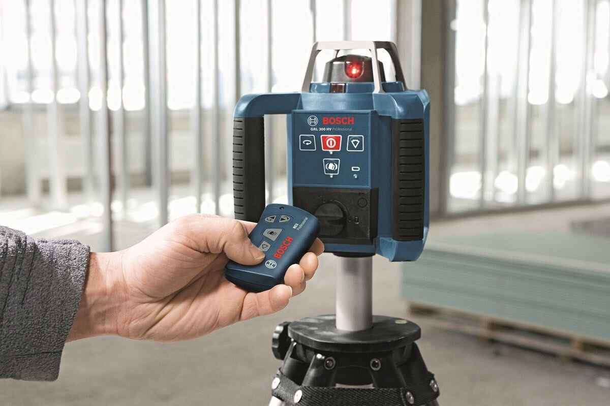 Laser obrotowy BOSCH Professional GRL 300 HV 0601061501, pilot, sterowanie, dystans, wygoda, Zdalne sterowanie laserem Bosch GRL 300 HV za pomocą pilota RC 1.