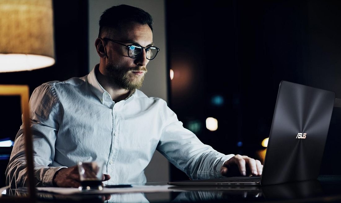 Laptop ASUS ZenBook Pro UX550GE - Bateria