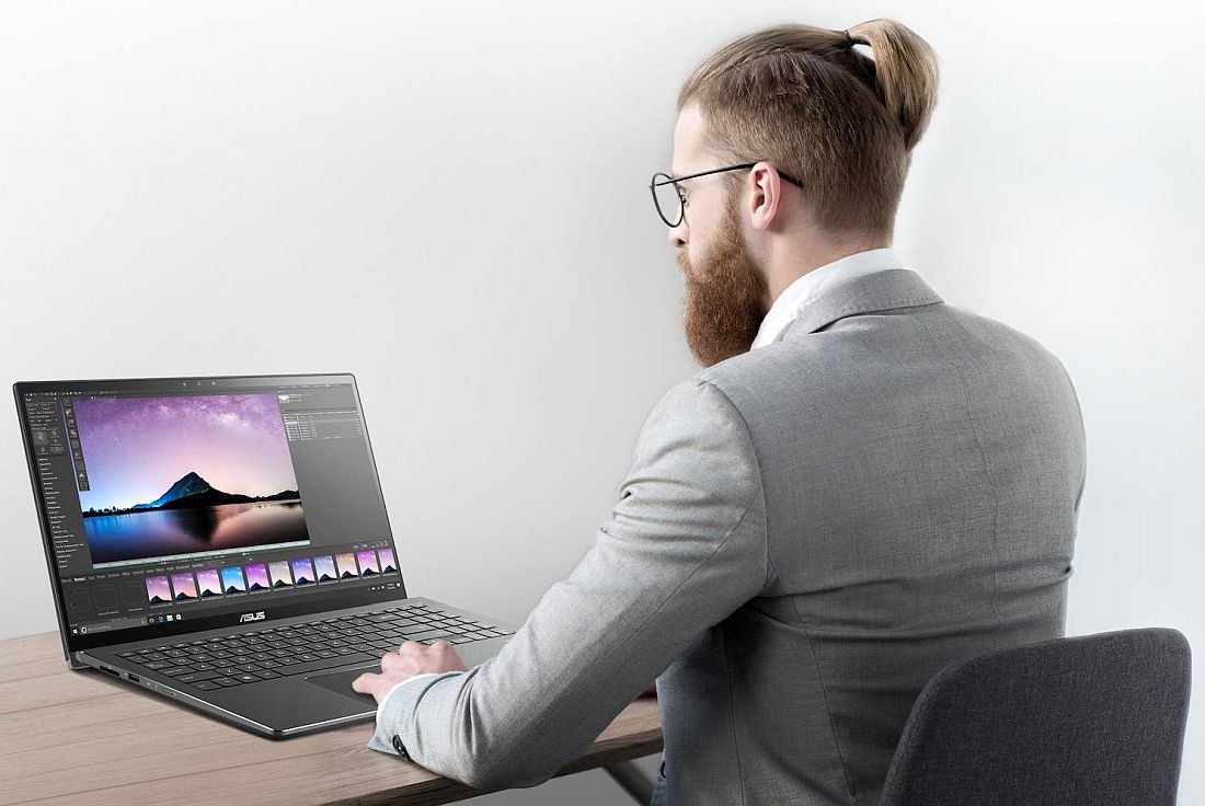 Laptop ASUS ZenBook Flip UX562FD - bateria