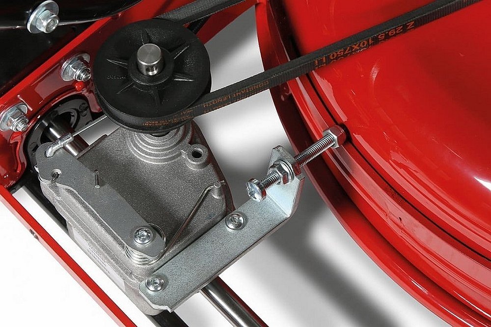 Kosiarka spalinowa MA.RI.NA Grinder 52 SB 4x4 Briggs & Stratton 850 I/C  konstrukcja obudowa materiał 