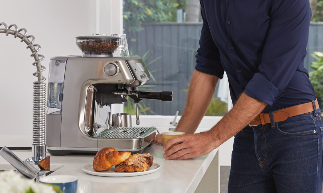 Эспрессо-машина SAGE Barista Pro SES878BSS с системой нагрева ThermoJet®