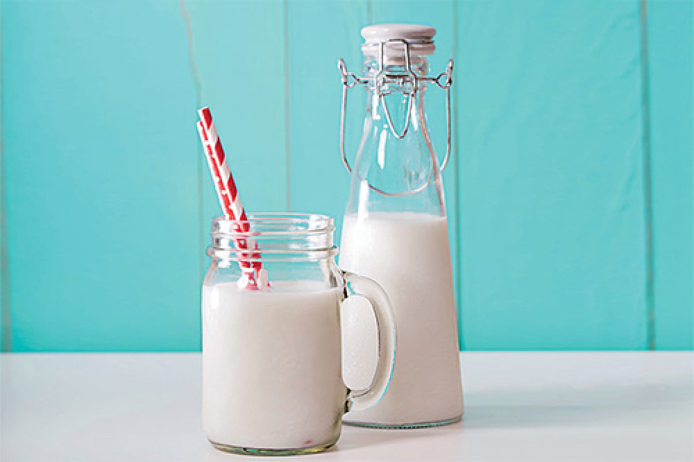 Lodówka GORENJE ORB153BL - Przesuwane półeczki SimpleSlide