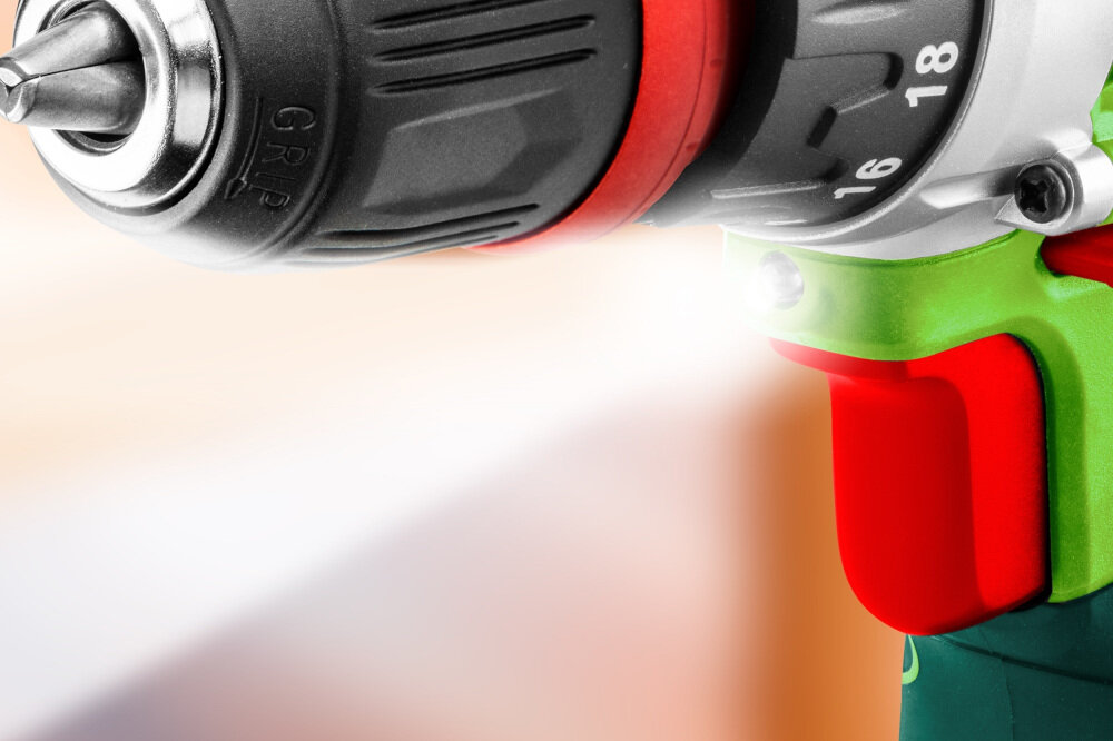 Wiertarko-wkrętarka VERTO 50G273 wielofunkcyjne elektronarzędzie dioda LED