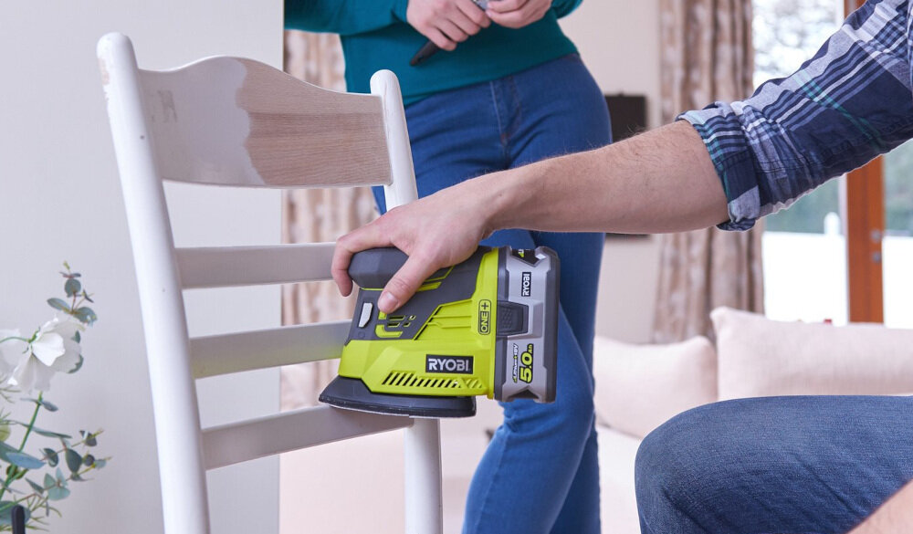 Szlifierka oscylacyjna RYOBI RMS180-S do zastosowań domowych cyklonowy pojemnik na pył