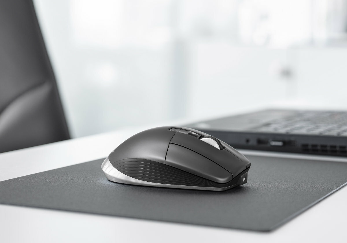 Mysz-3DCONNEXION-CadMouse-Pro-Wireless-bok-2-na-podkladce