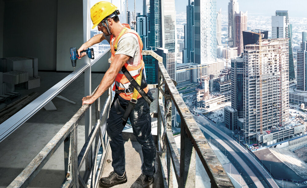 Wiertarko-wkrętarka Bosch GSR 180 LI-Professional solidne i niezawodne urządzenie ergonomiczna kompaktowa