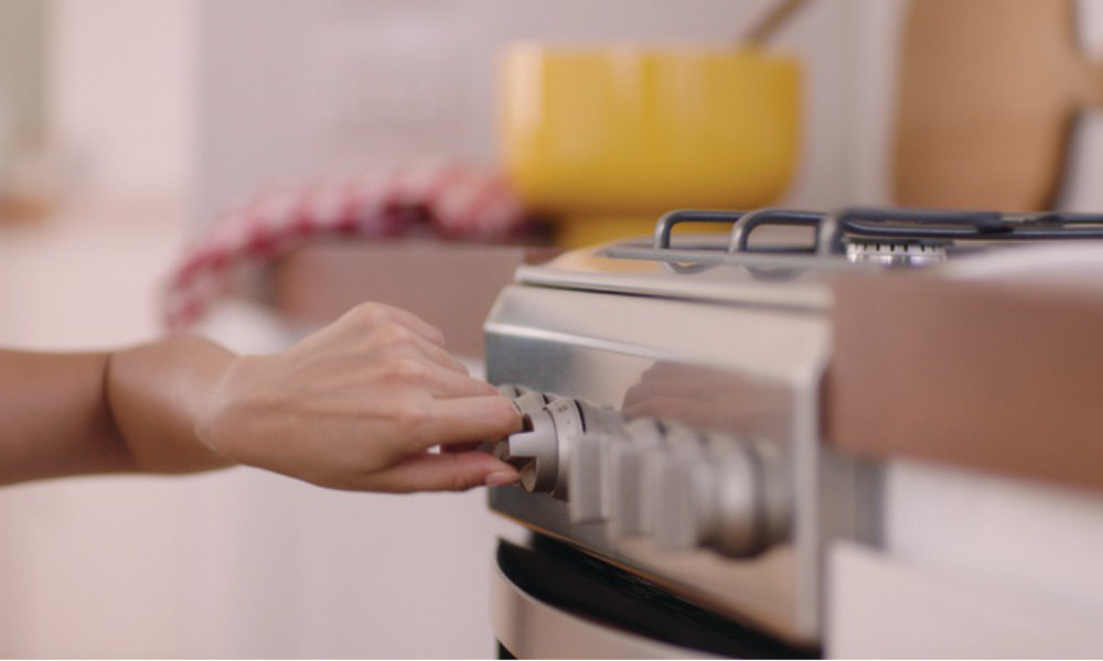 Kuchnia INDESIT IS5G8CHX/EU - Automatyczny zapłon