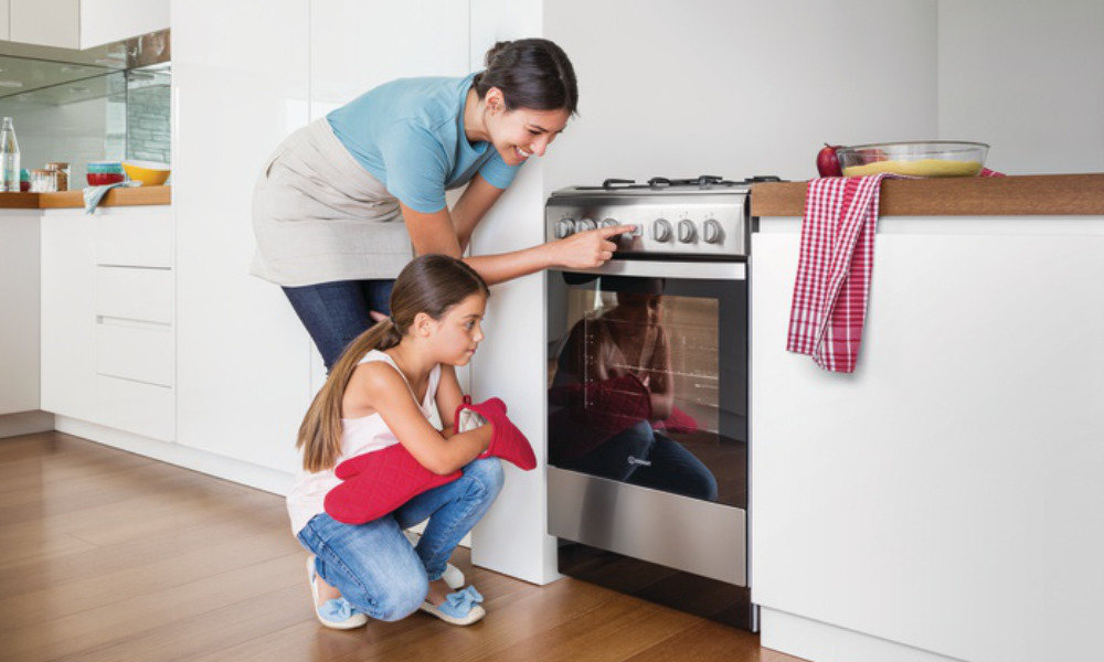 Kuchnia INDESIT IS5G8CHX/EU - Szybkie nagrzewanie