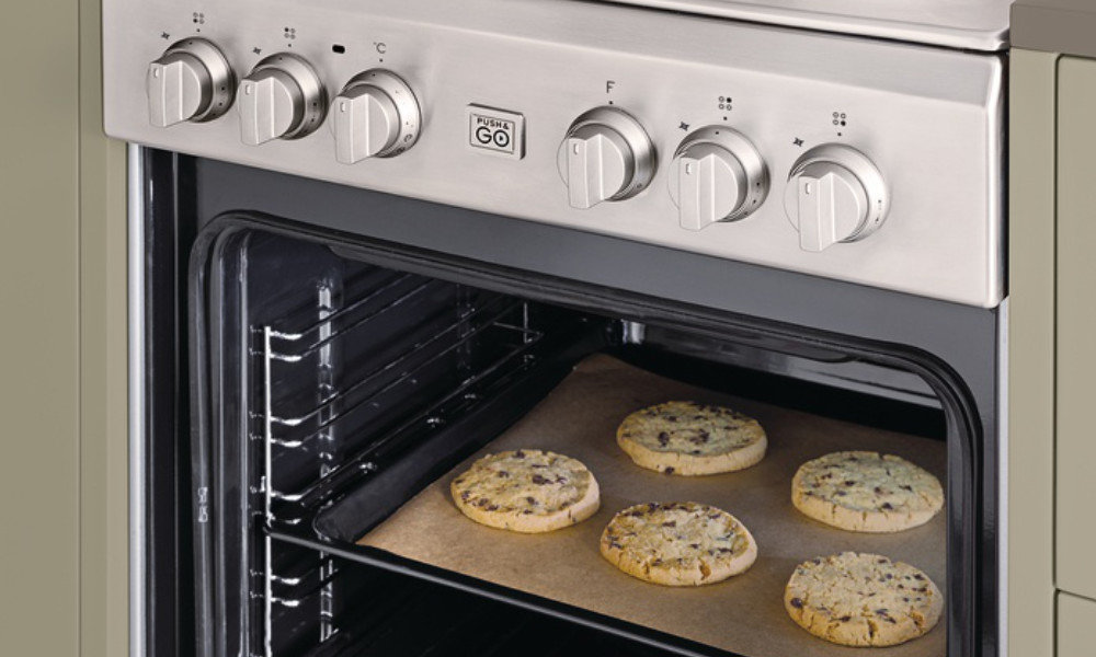 Kuchnia INDESIT IS5G8CHX/EU - Pieczenie wielopoziomowe z pełnym termoobiegiem