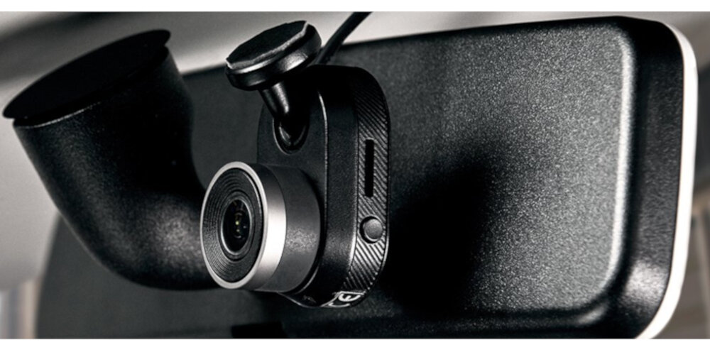GARMIN DASHCAM MINI 553402 solidna konstrukcja niewielki rozmiar przewody zasilajace