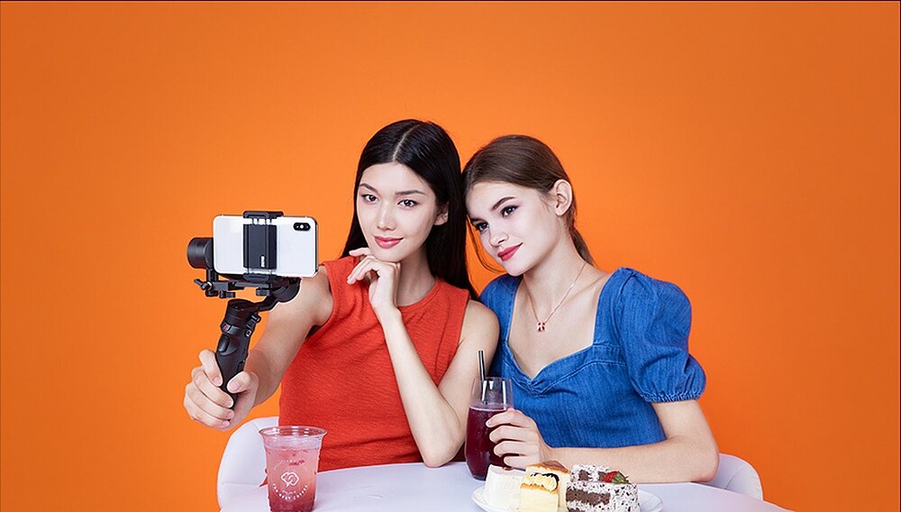 Gimbal ręczny ZHIYUN Crane M2 stabilizacja kamera montaż smartfon bateria funkcje tryby