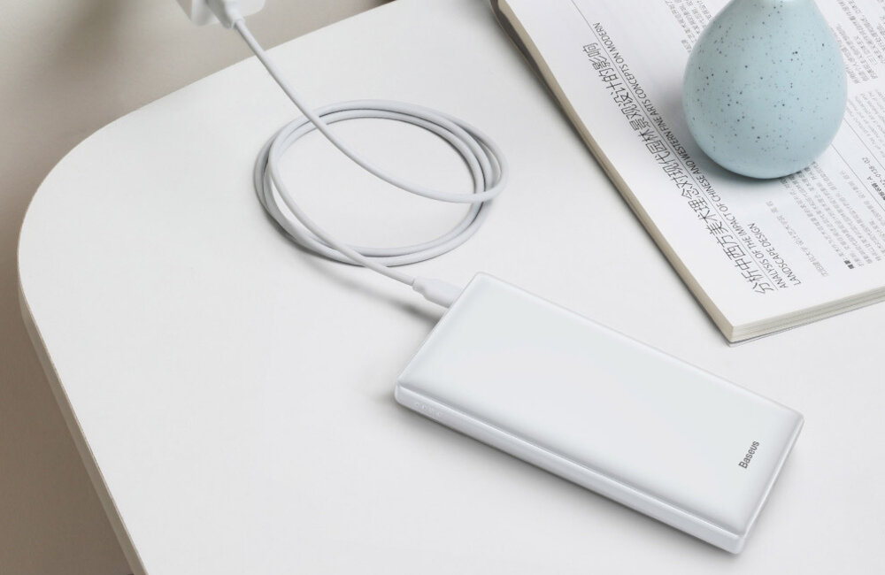 POWERBANK 30000 MAH BASEUS MINI JA WHITE jakość wykonanie solidna obudowa 3 urządzenia jednocześnie