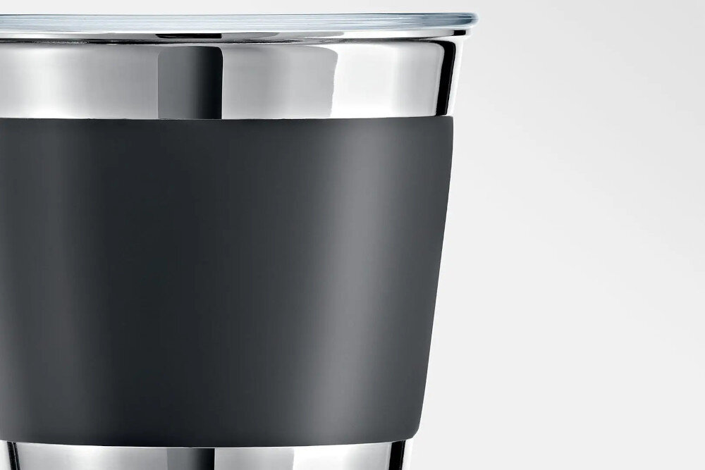 Spieniacz JURA 24019 3 tryby pracy Łatwe czyszczenie i higiena Obudowa ze stali szlachetnej i zaokrąglone kształty Dwie wymienne końcówki  dopasowanie