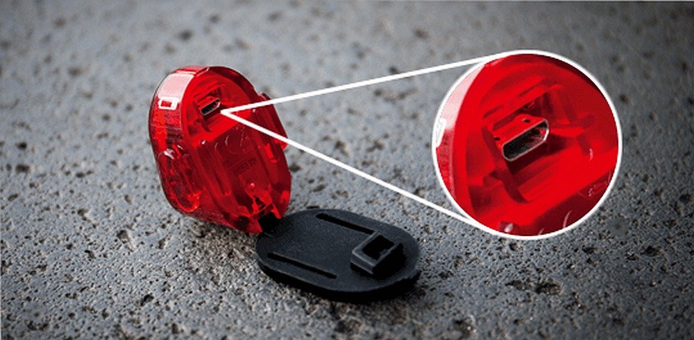 Lampka rowerowa Sigma cubic odporność