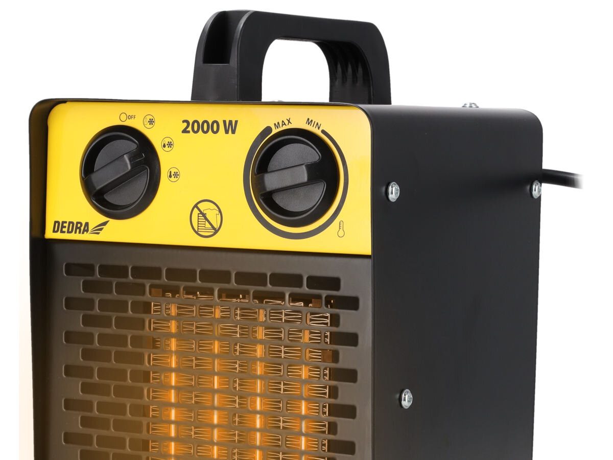 Nagrzewnica elektryczna DEDRA DED9930C1, 2000W, 189m³/h, wydajność, komfort, Nagrzewnica Dedra DED9930C1 z przodu, włączona funkcja grzania, widoczny pomarańczowy żar.
