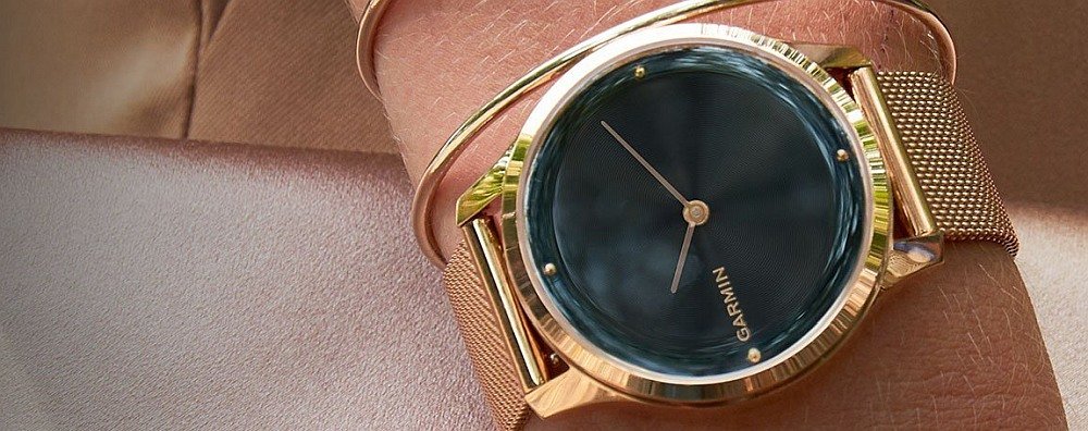 Zegarek sportowy GARMIN Vivomove Style aplikacja społeczność