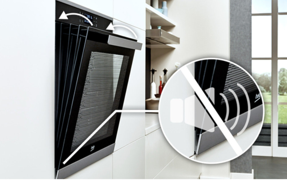 Piekarnik BEKO BIS14300BCS - Miękkie zamykanie drzwi