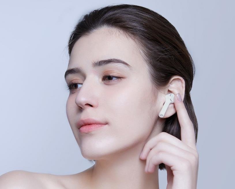 Słuchawki dokanałowe XIAOMI Mi True Wireless - obsługa
