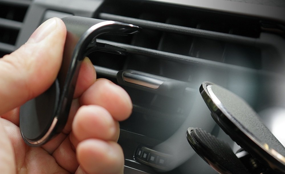 XBLITZ G150 uchwyt do telefonu materiał