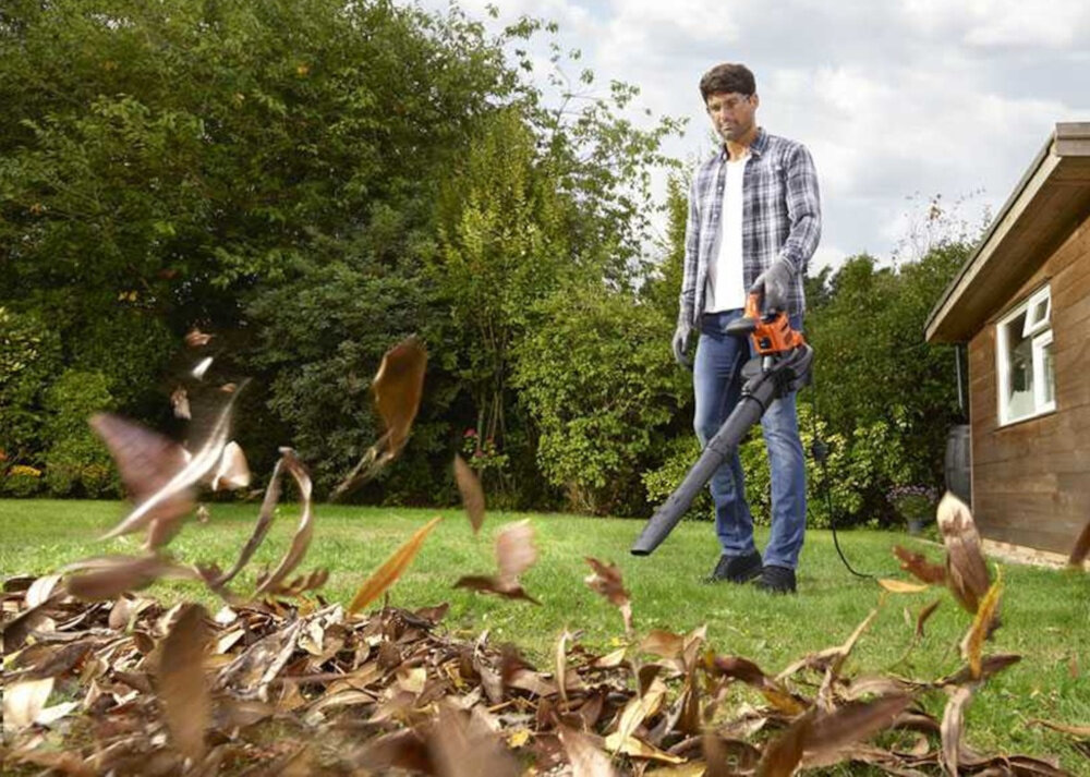 Odkurzacz do liści BLACK&DECKER BEBLV301 porzadki sprzatanie wydajnosc