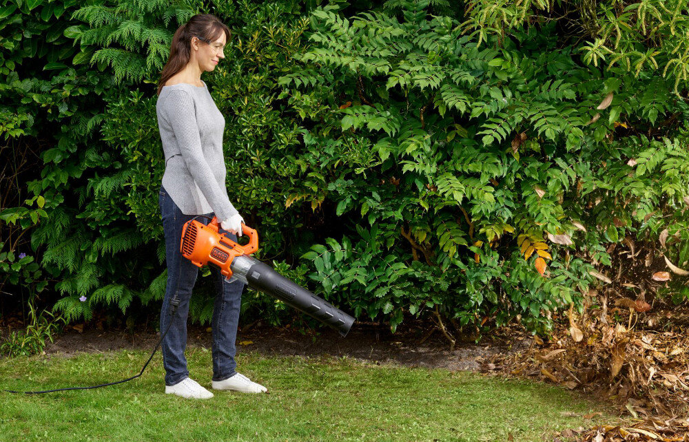 Dmuchawa do liści BLACK&DECKER BEBL185-QS efektownosc latwa obsluga