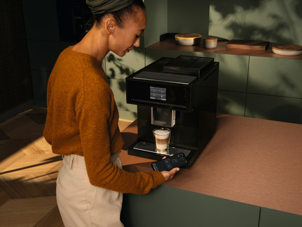 Ekspres MIELE CM 7750 Czarny Programowane preferencje wifi Funkcja OneTouch oraz OneTouch for Two