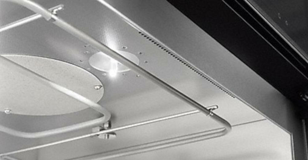 MIELE-M-2234-SC kuchenka mikrofalowa oświetlenie led podgląd pieczone danie energia