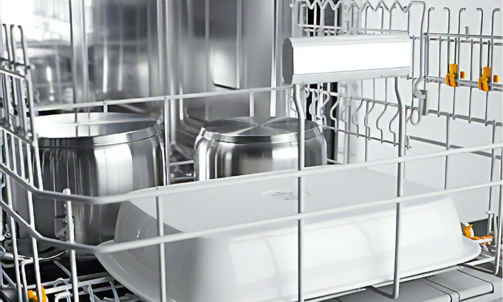 Zmywarka MIELE G 4932 SCI - Strefa MultiComfort w koszu dolnym