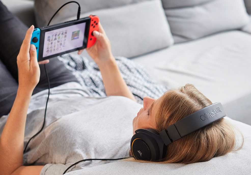 Słuchawki CORSAIR HS60 Pro Surround  - ZGODNOŚĆ   