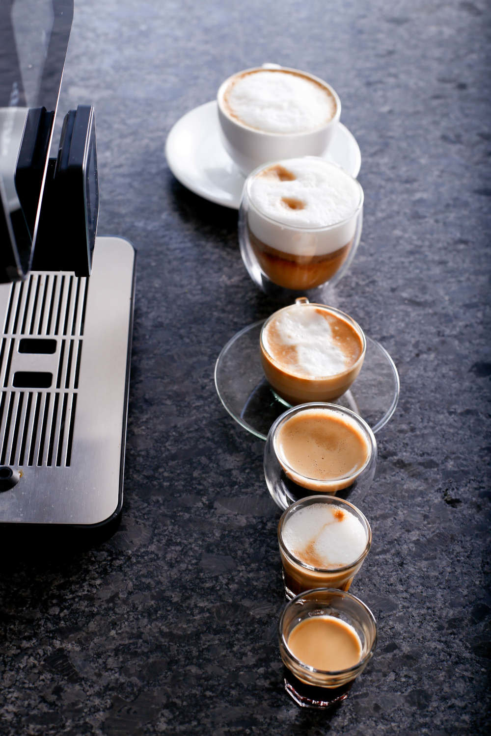 Ekspres do kawy ADLER AD 4404 MOC