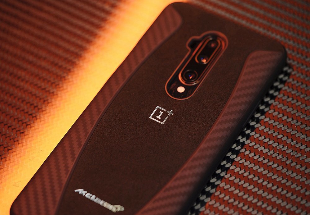 SMARTFON ONEPLUS 7T PRO design wygląd etui obudowa kolor