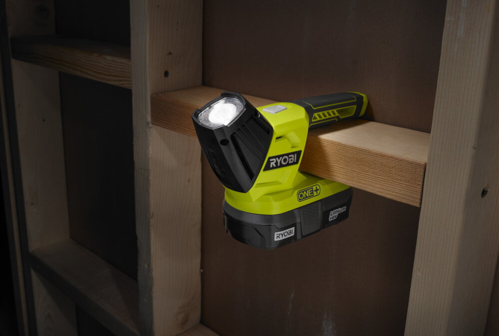 Latarka RYOBI R18T-0 praktyczny uchwyt ustawienie urządzenia lub zawieszenie obrotowa głowica