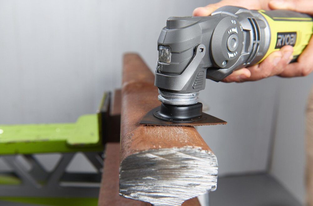 Narzędzie wielofunkcyjne RYOBI RMT300-SA wydajne wszechstronne do cięcia płyt gipsowych metalu drewna tworzyw sztucznych wielu innych materiałów wygodny i ergonomiczny uchwyt obudowa wysokiej jakości przydatne w warunkach domowych