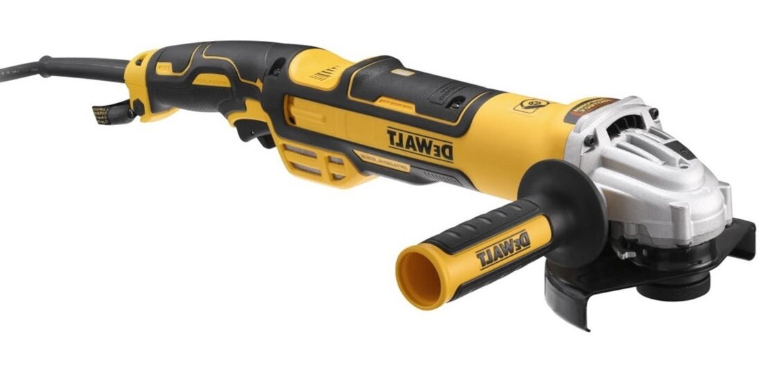 Szlifierka katowa DEWALT DWE4377 prosta obsluga lagodny start sterowanie ustawienia