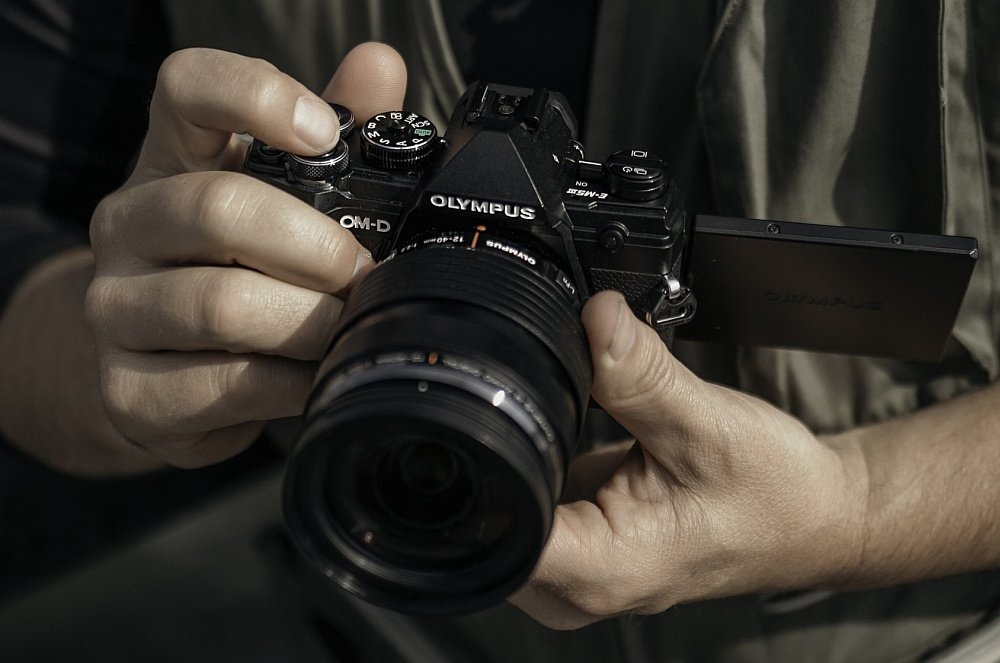 APARAT OLYMPUS E-M5III migawka mechaniczna