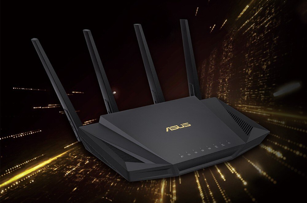 Router ASUS RT-AX58U Czarne urządzenie z antenami widoczne pod kątem na tle abstrakcyjnych, złotych smug światła i cyfrowych wzorów, opis