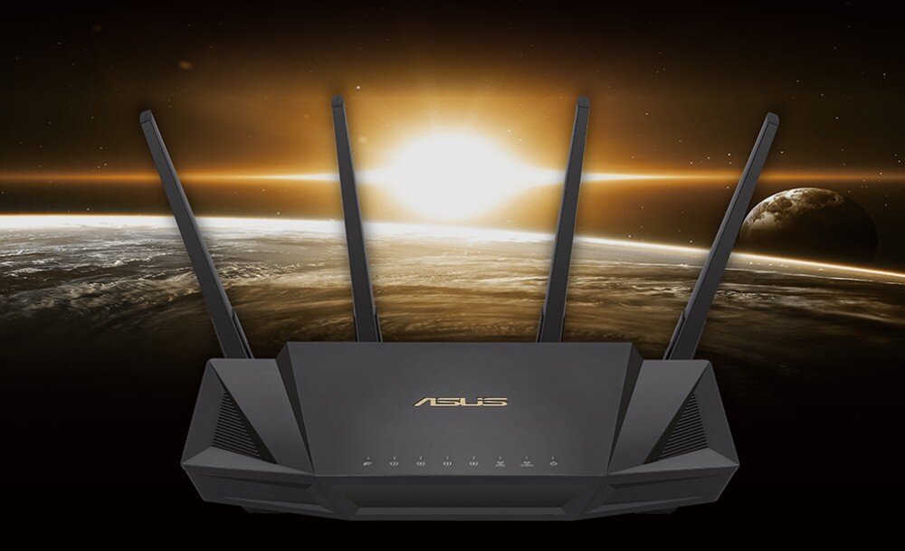 Router ASUS RT-AX58U Front urządzenia sieciowego na tle przestrzeni kosmicznej z jasnym światłem przypominającym gwiazdę oraz planetą w tle, standard, pasma, prędkość
